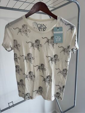 NWT Chaser Leopard Graphic Tee XS Ivory Crewneck Recycled Blend Animal Print